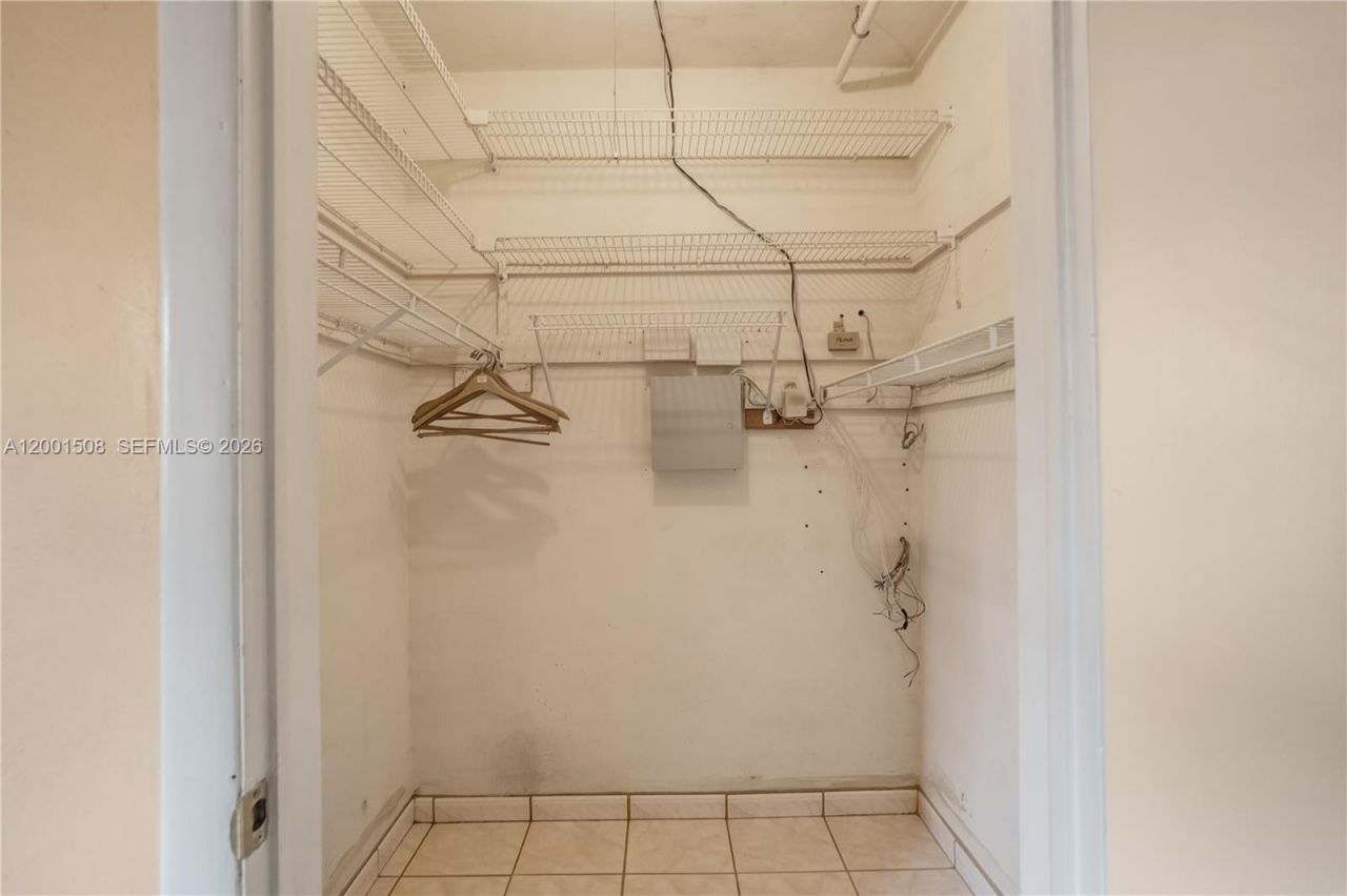 3240 SW 96th Ave, Miami, FL 33165 Photo