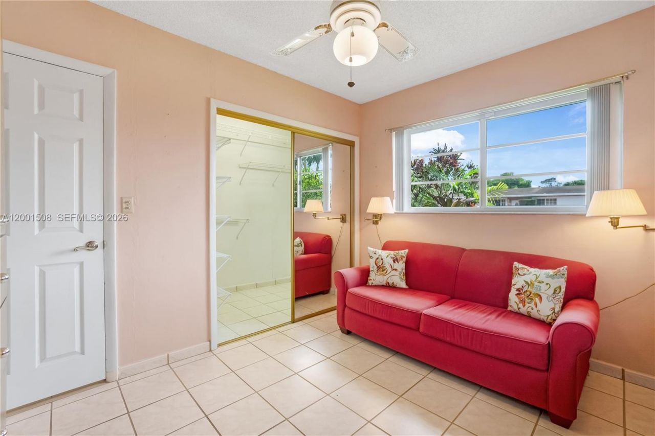 3240 SW 96th Ave, Miami, FL 33165 Photo