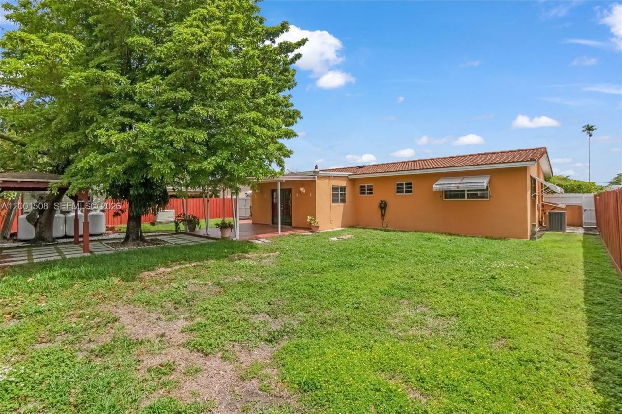 3240 SW 96th Ave, Miami, FL 33165 Photo