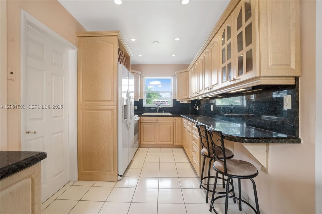 3240 SW 96th Ave, Miami, FL 33165 Photo