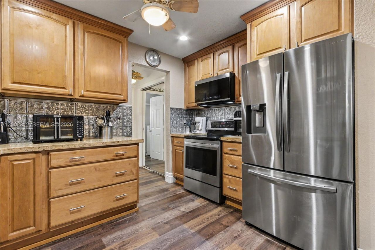4871 NW 13th Ave, Deerfield Beach, FL 33064 Photo