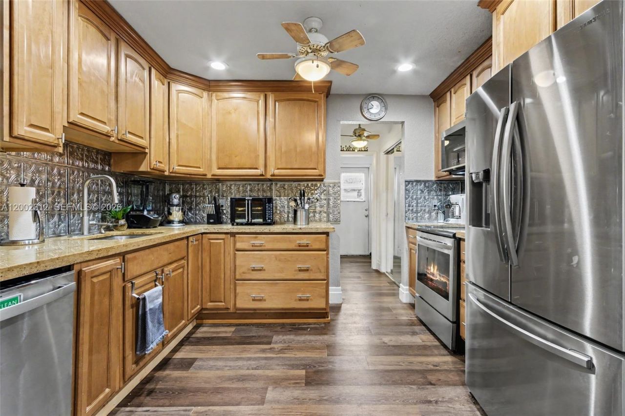 4871 NW 13th Ave, Deerfield Beach, FL 33064 Photo