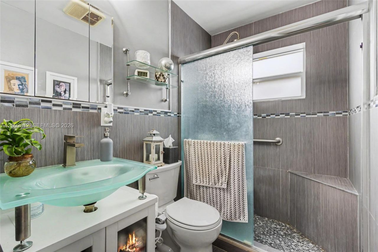 4871 NW 13th Ave, Deerfield Beach, FL 33064 Photo
