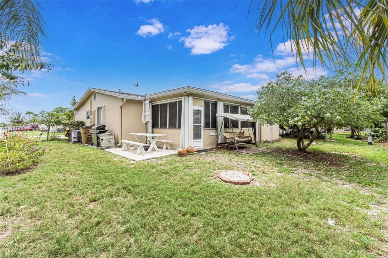 4871 NW 13th Ave, Deerfield Beach, FL 33064 Photo