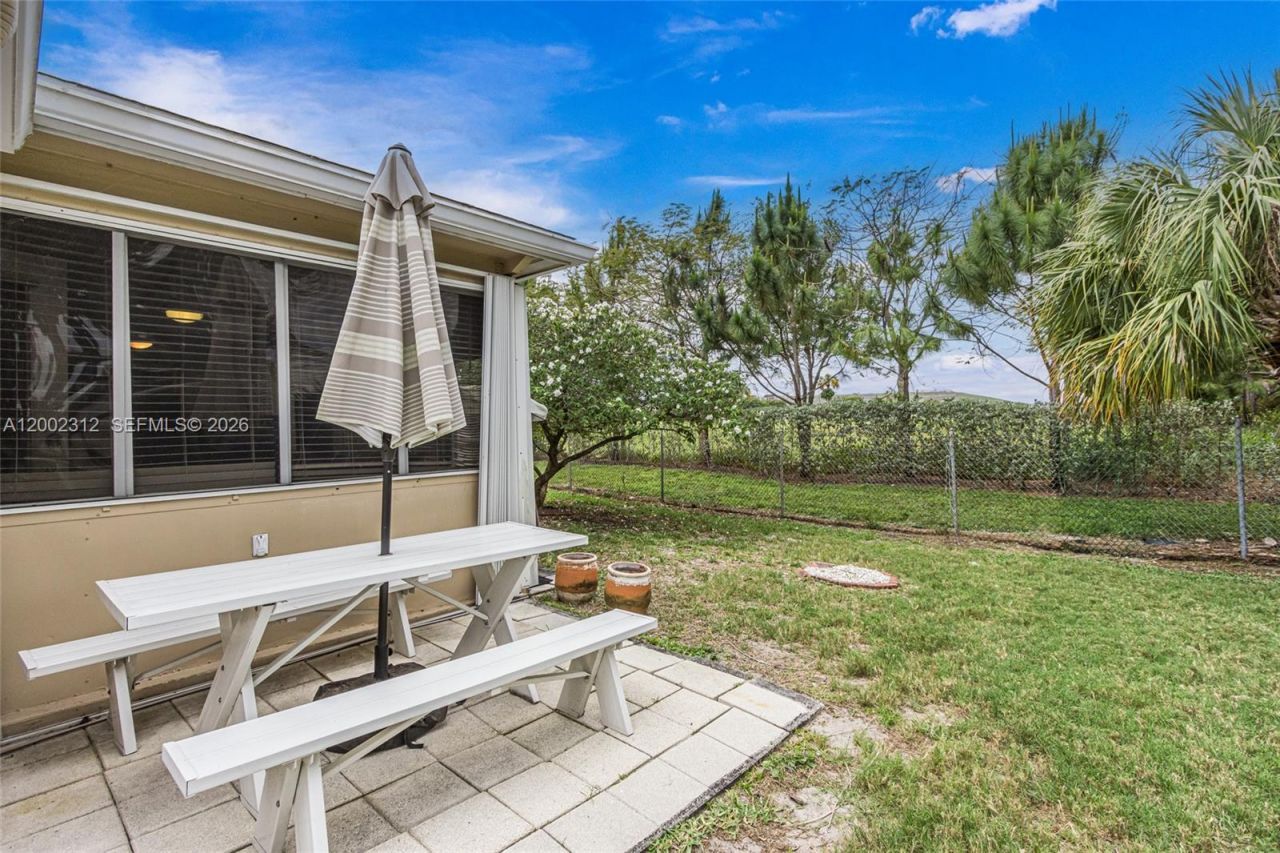 4871 NW 13th Ave, Deerfield Beach, FL 33064 Photo