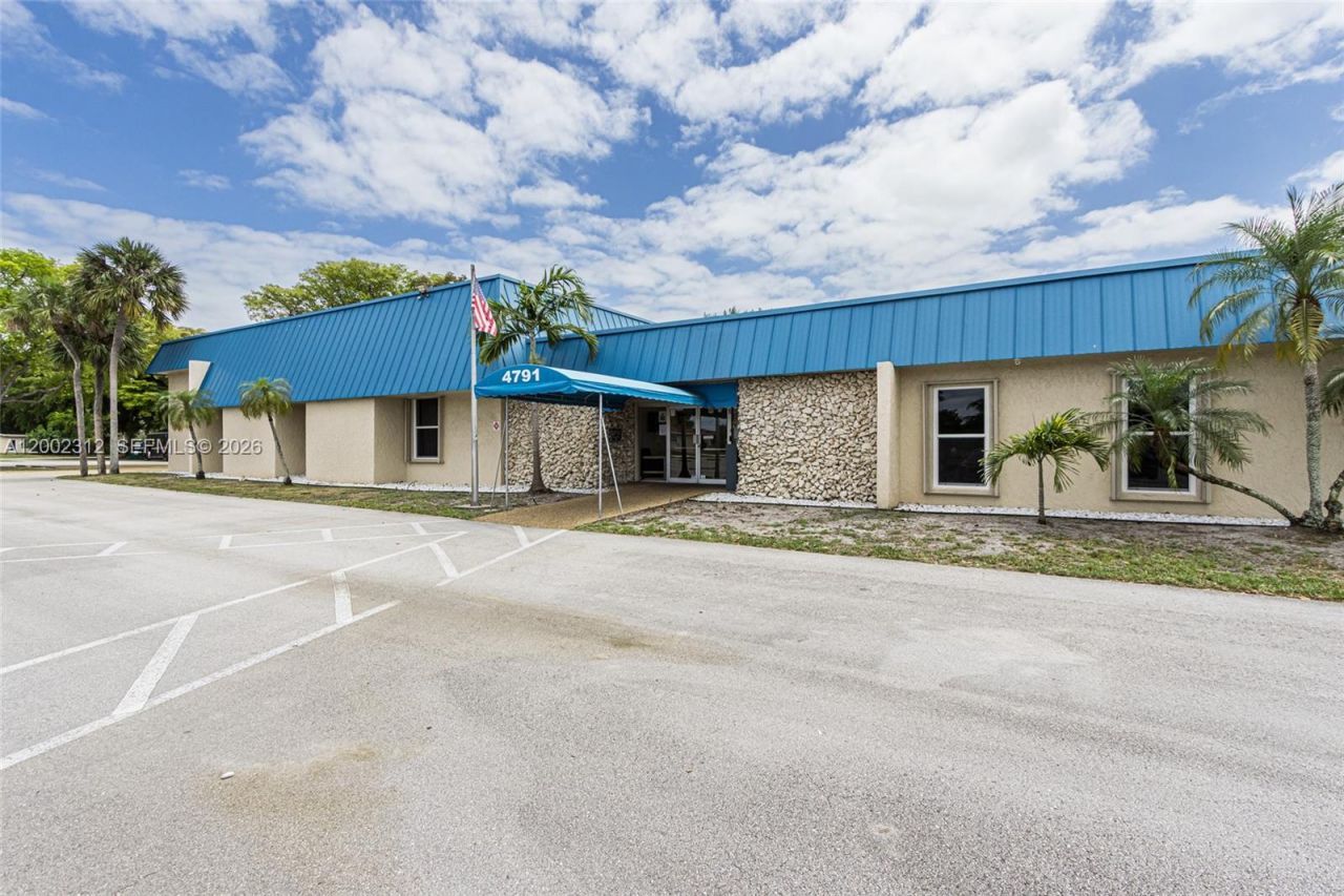 4871 NW 13th Ave, Deerfield Beach, FL 33064 Photo