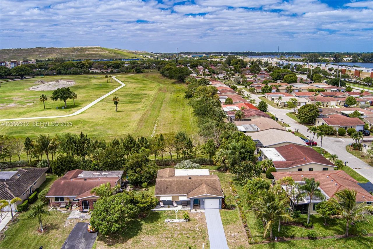 4871 NW 13th Ave, Deerfield Beach, FL 33064 Photo