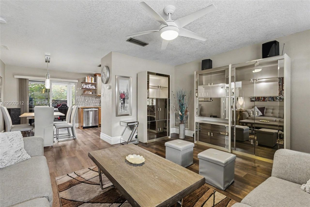 4871 NW 13th Ave, Deerfield Beach, FL 33064 Photo