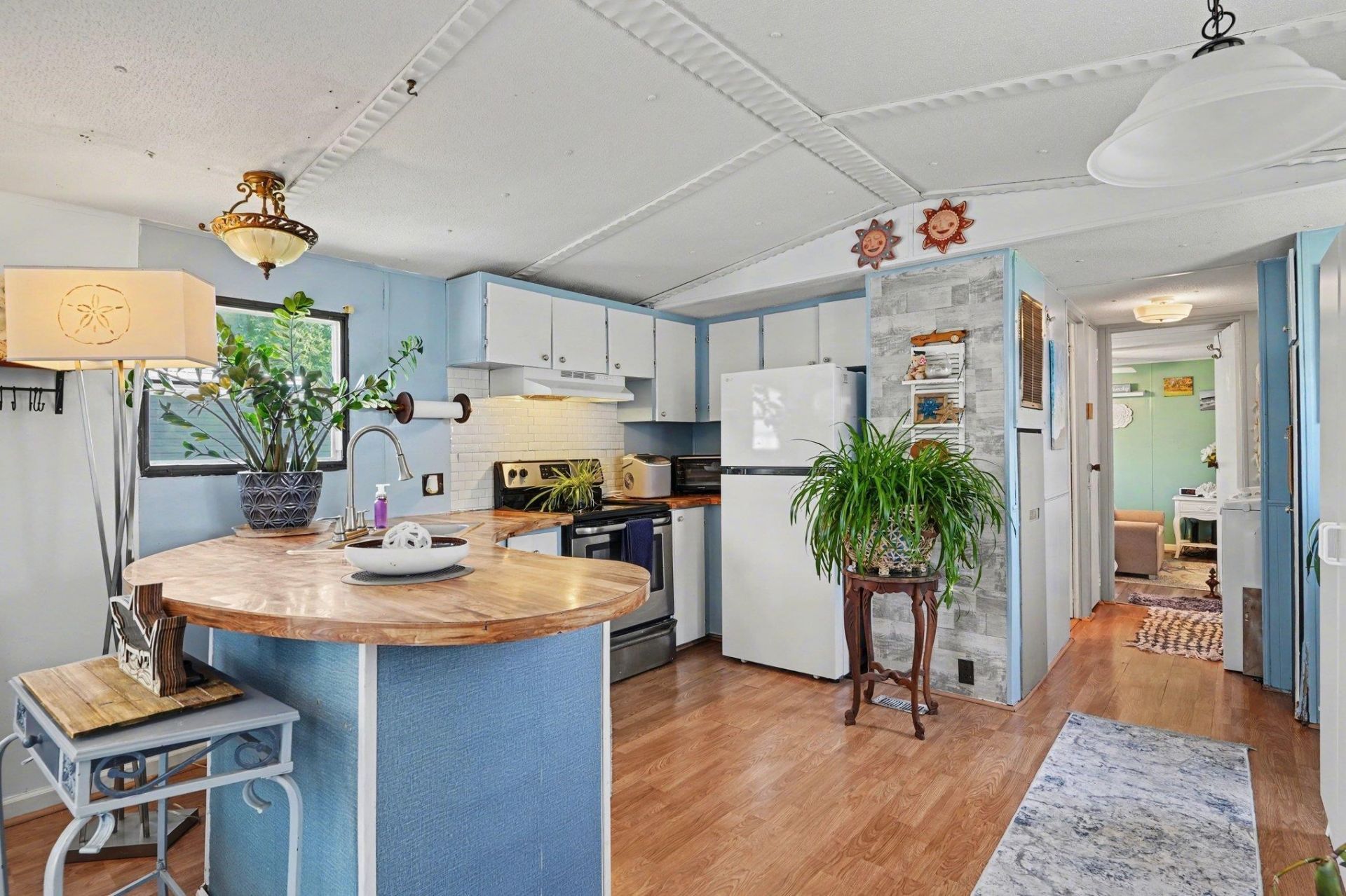 1661 Ursa Major Dr. Photo 13