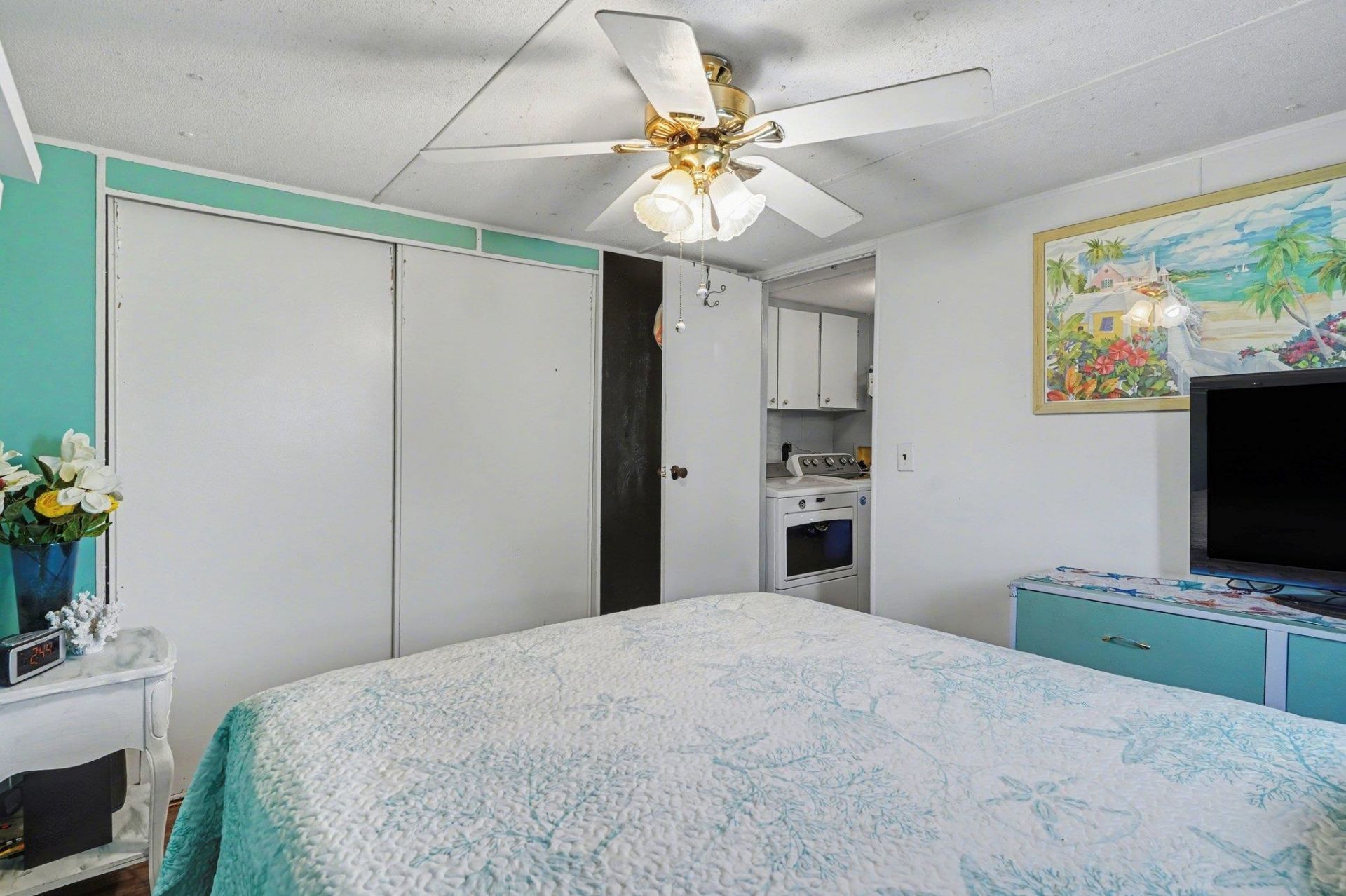 1661 Ursa Major Dr. Photo 16