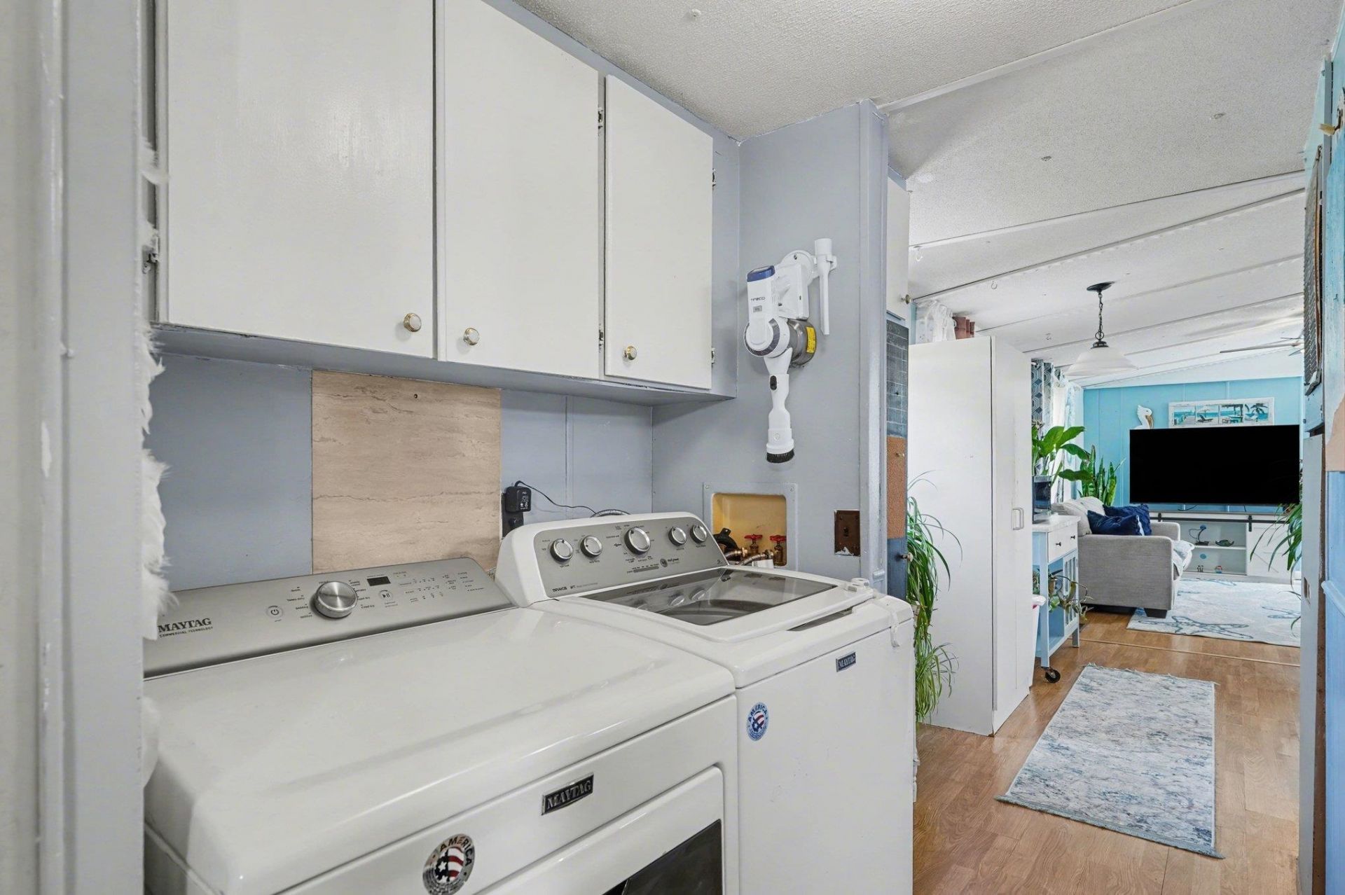 1661 Ursa Major Dr. Photo 19