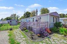 1661 Ursa Major Dr. photo 4