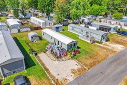 1661 Ursa Major Dr. photo 4