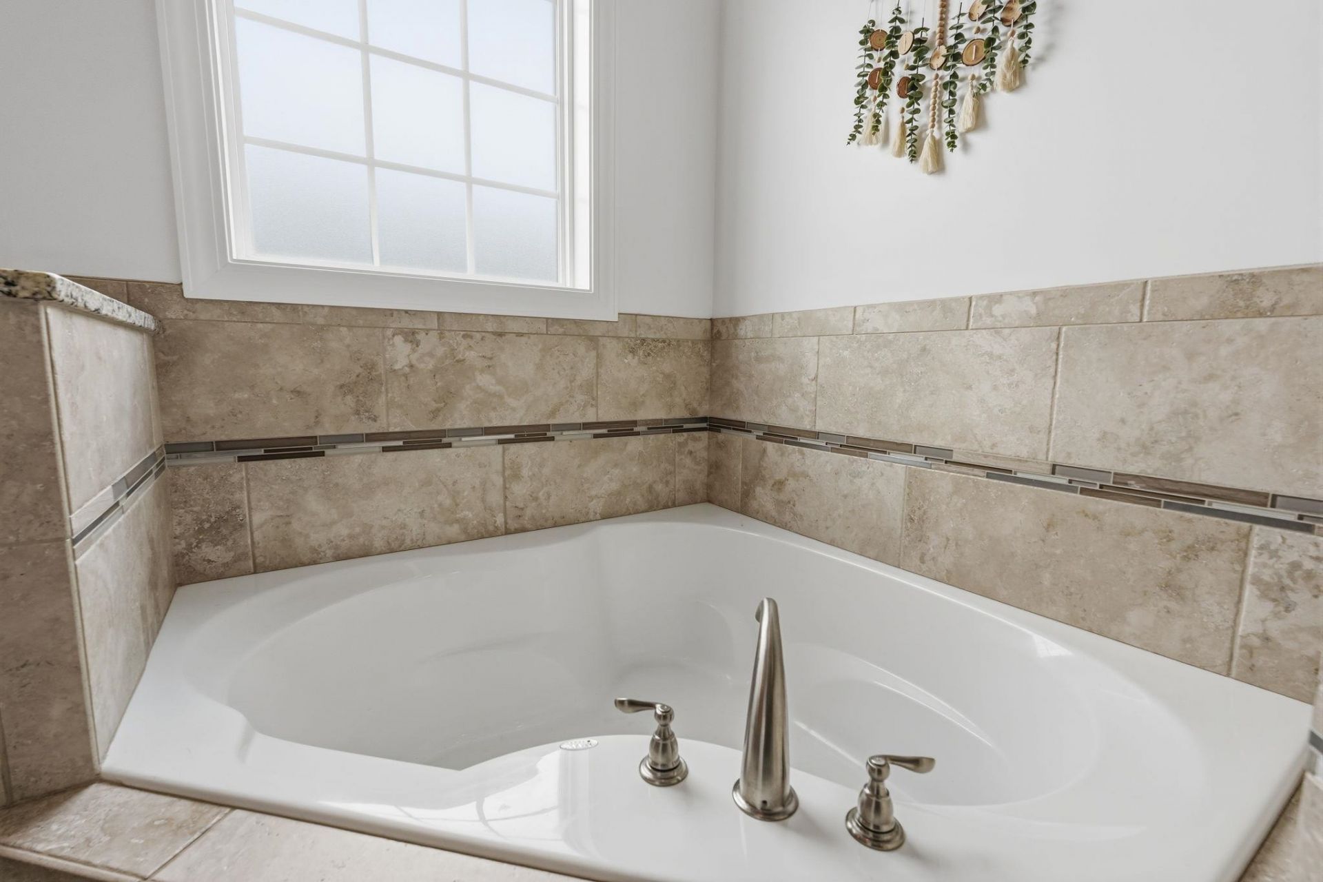 2101 Castille Dr. Photo 35