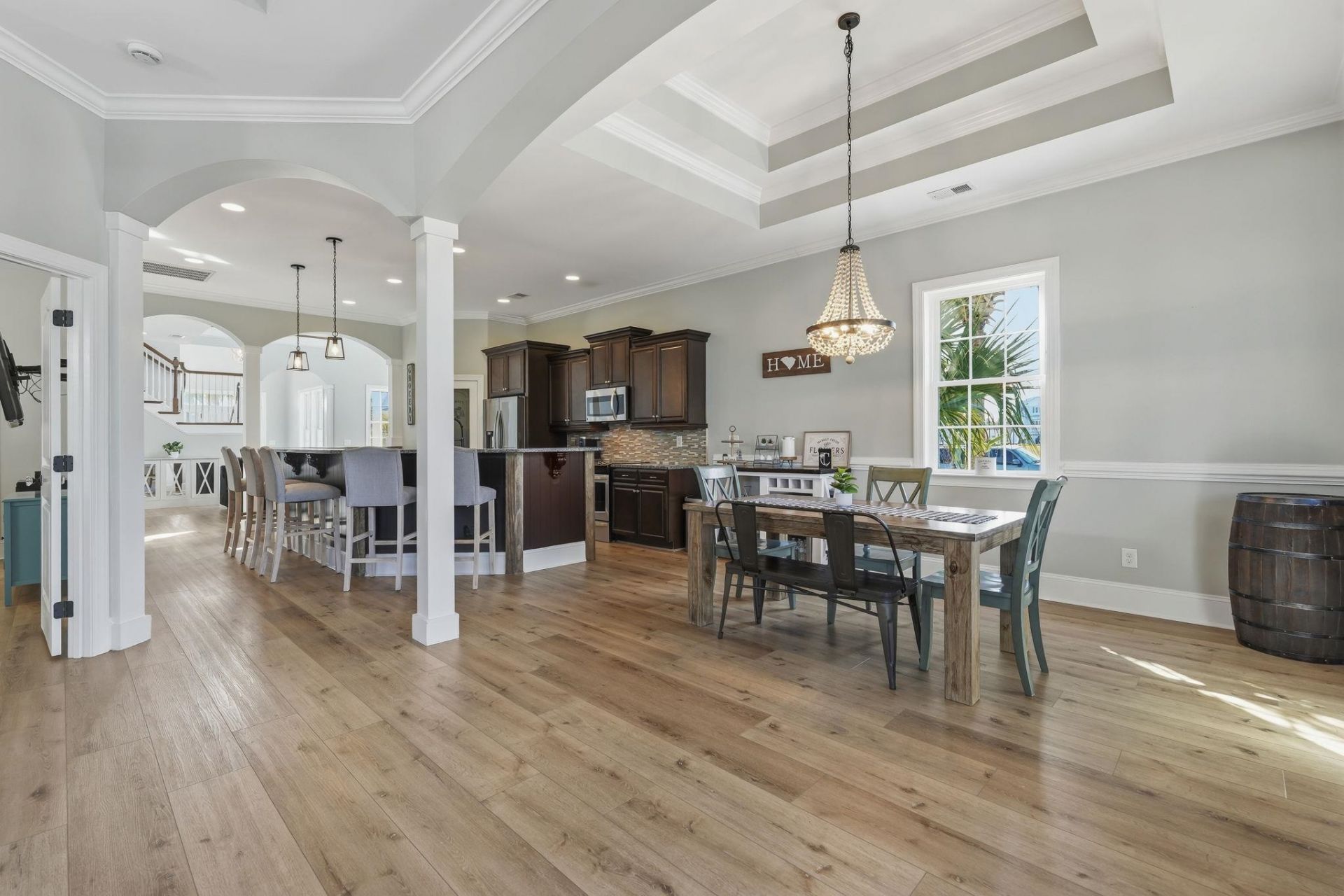 2101 Castille Dr. Photo 4