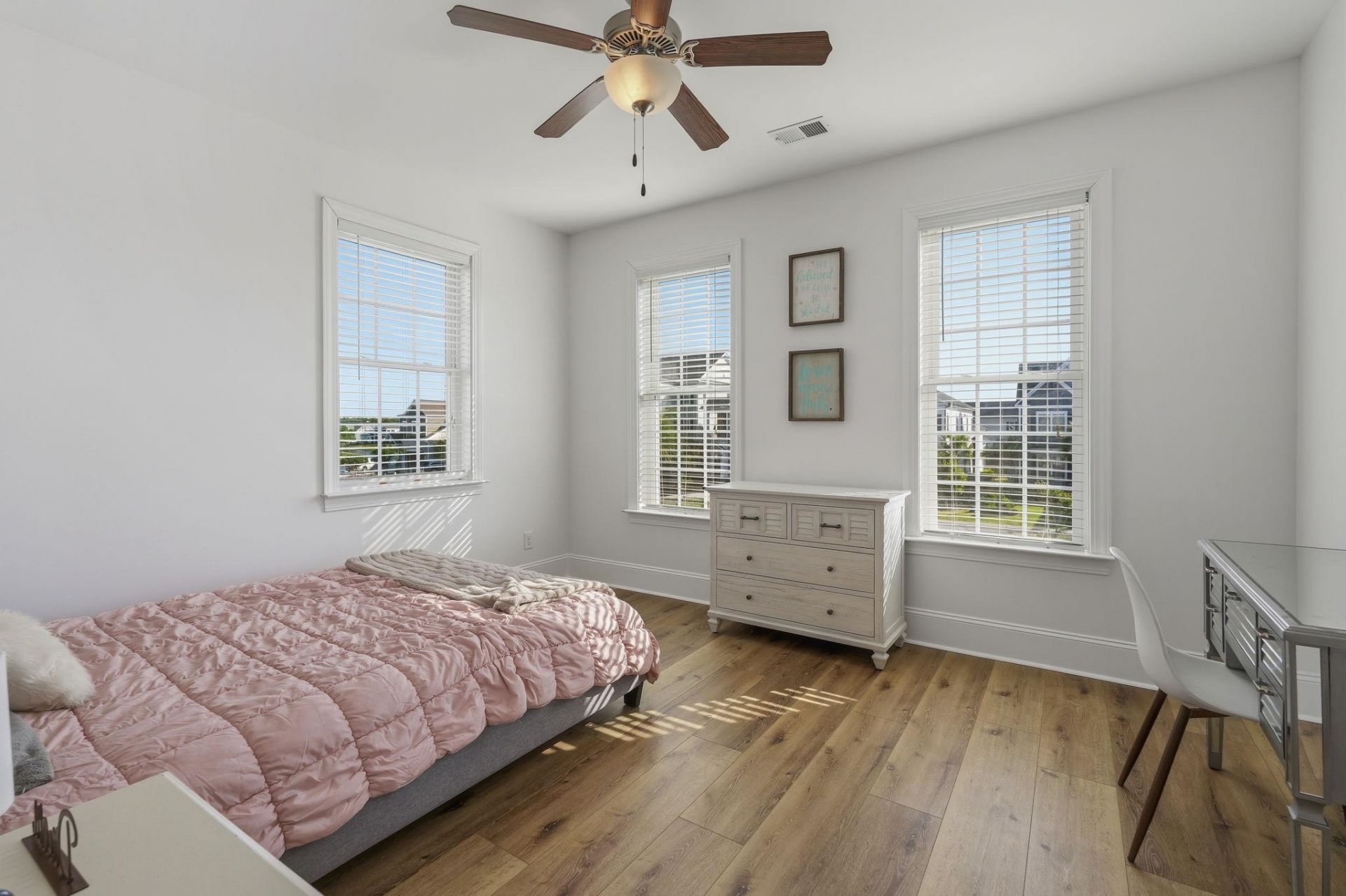 2101 Castille Dr. Photo 41