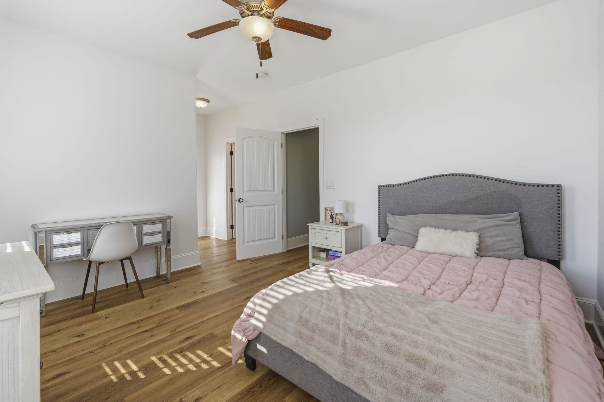 2101 Castille Dr. Photo 42