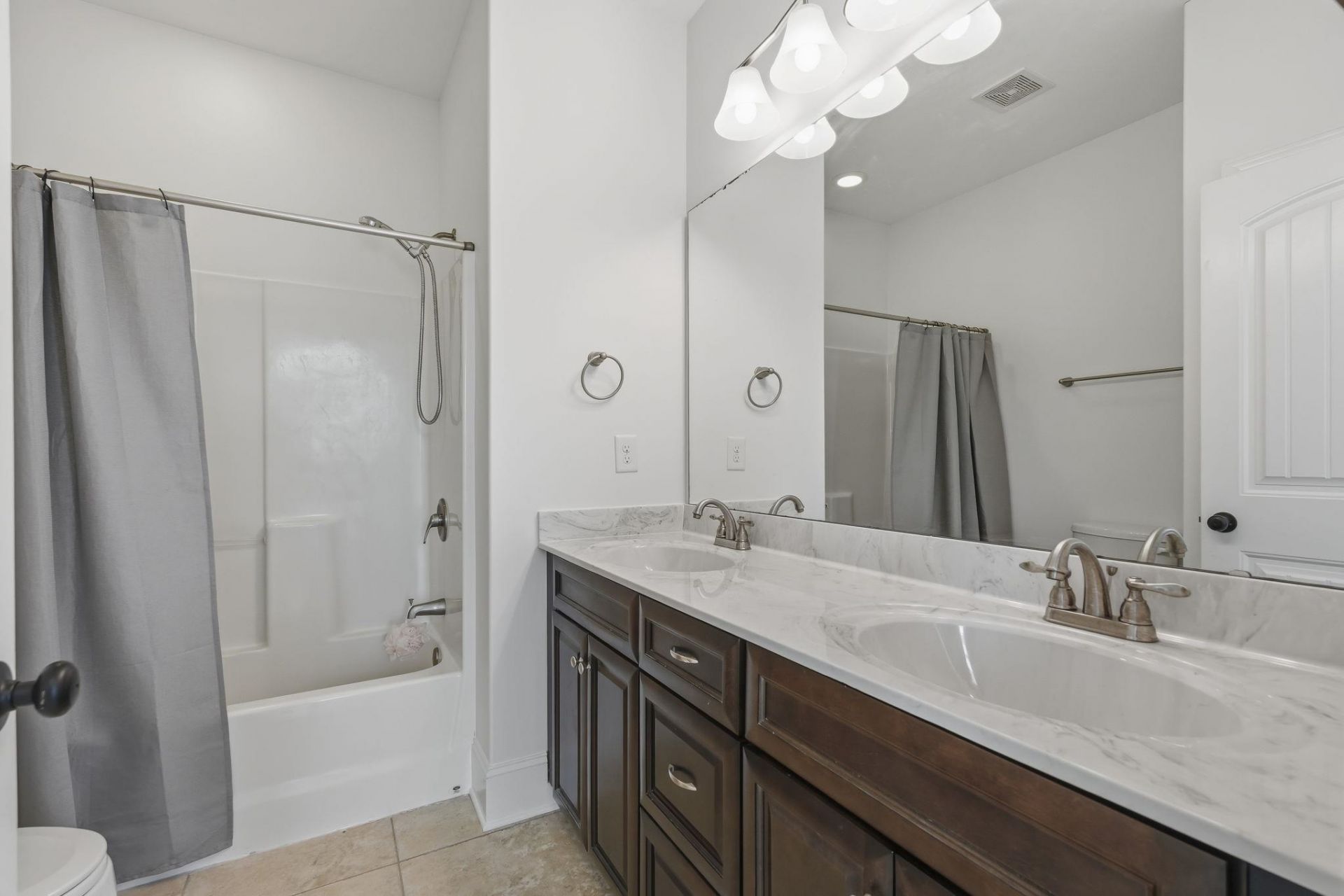 2101 Castille Dr. Photo 43