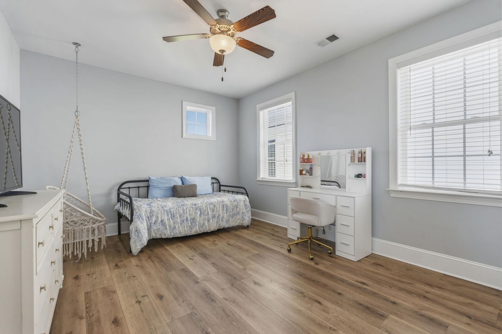 2101 Castille Dr. Photo 47