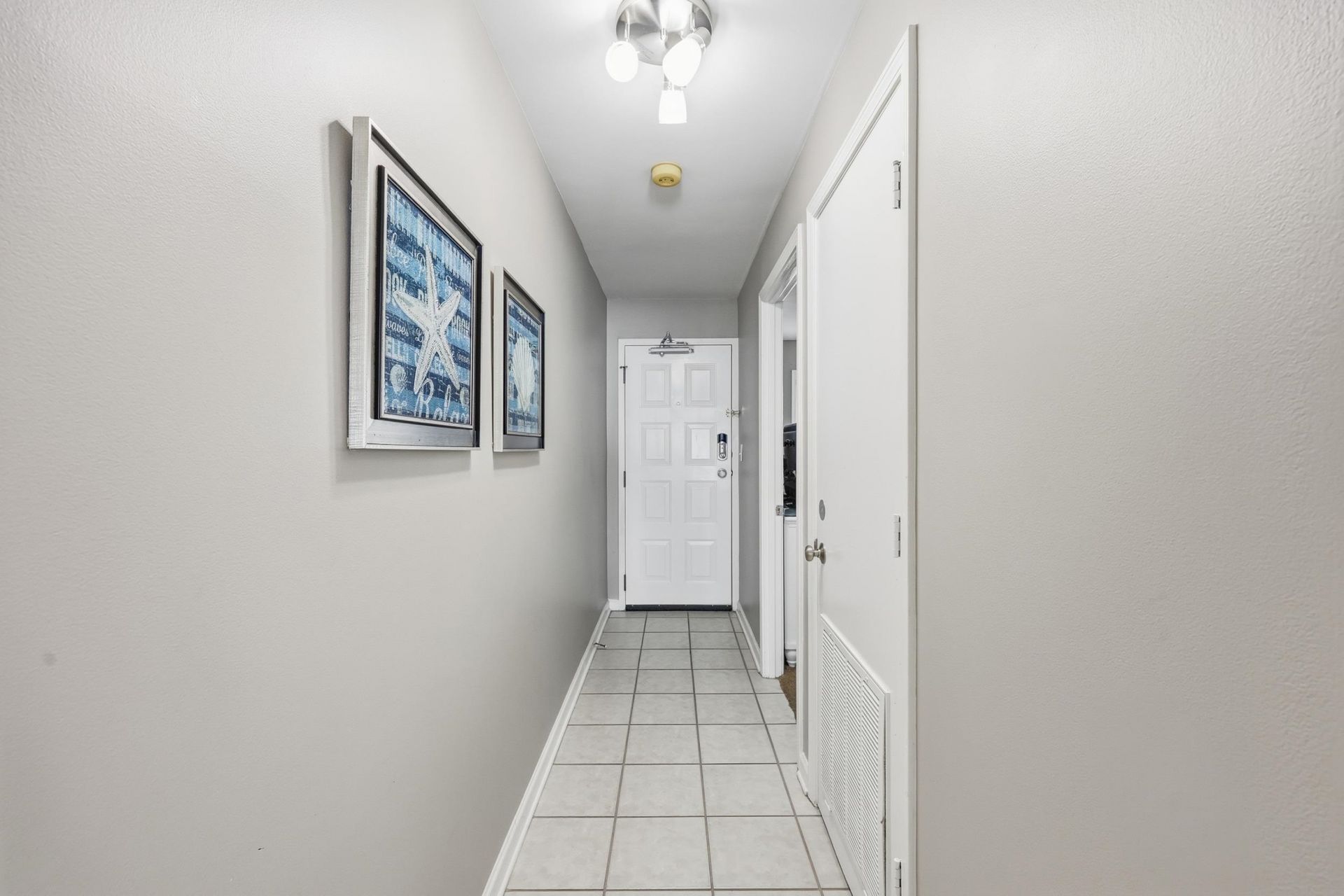 2500 N Ocean Blvd. Photo 4