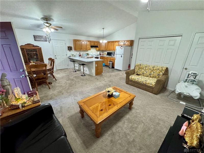 1904 Kenway Place, Middletown, OH 45044 Photo 2