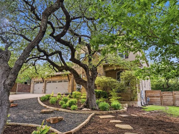 7013 Mitra DR , Austin, TX 78739