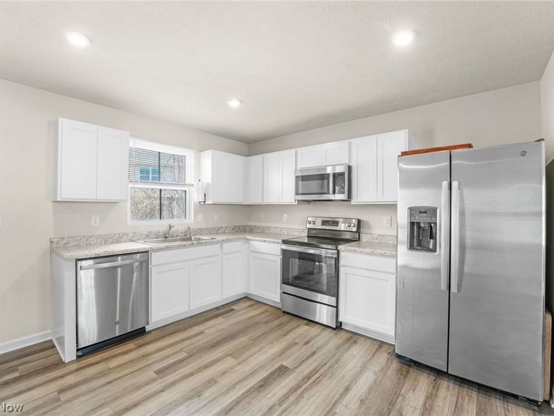 113 Palm Court, Painesville, OH 44077 Photo 7