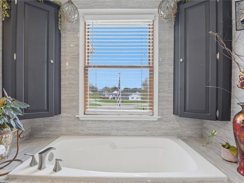 11186 Whitetail Run Street NW, Bolivar, OH 44612 Photo 31