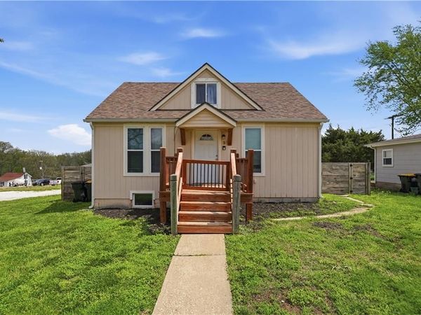 3 N Mulberry Terrace, Louisburg, KS 66053