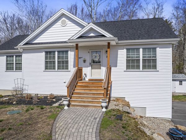 7 Crickett Lane, Biddeford, ME 04005