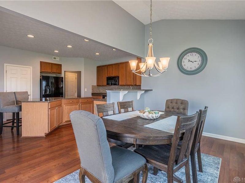 1919 Daffodil Drive, Beavercreek Township, OH 45385 Photo 18