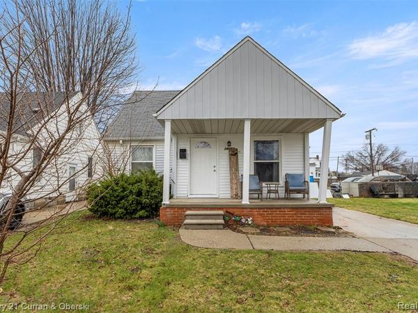 24052 Notre Dame Street, Dearborn, MI 48124