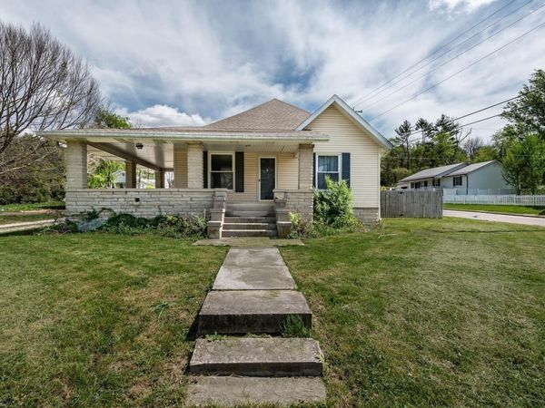 4977 S Rogers Street, Bloomington, IN 47403