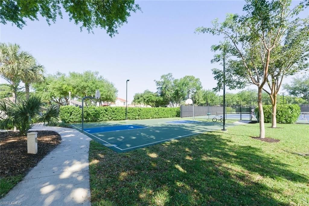 6786 Old Banyan Way, Naples, FL 34109 Photo