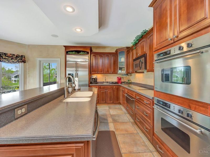 3601 Chadwell Springs Court, Miami Twp, OH 45002 Photo 9