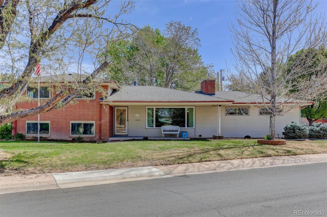 6106 S Valleyview Street, Littleton, CO 80120 Main Photo