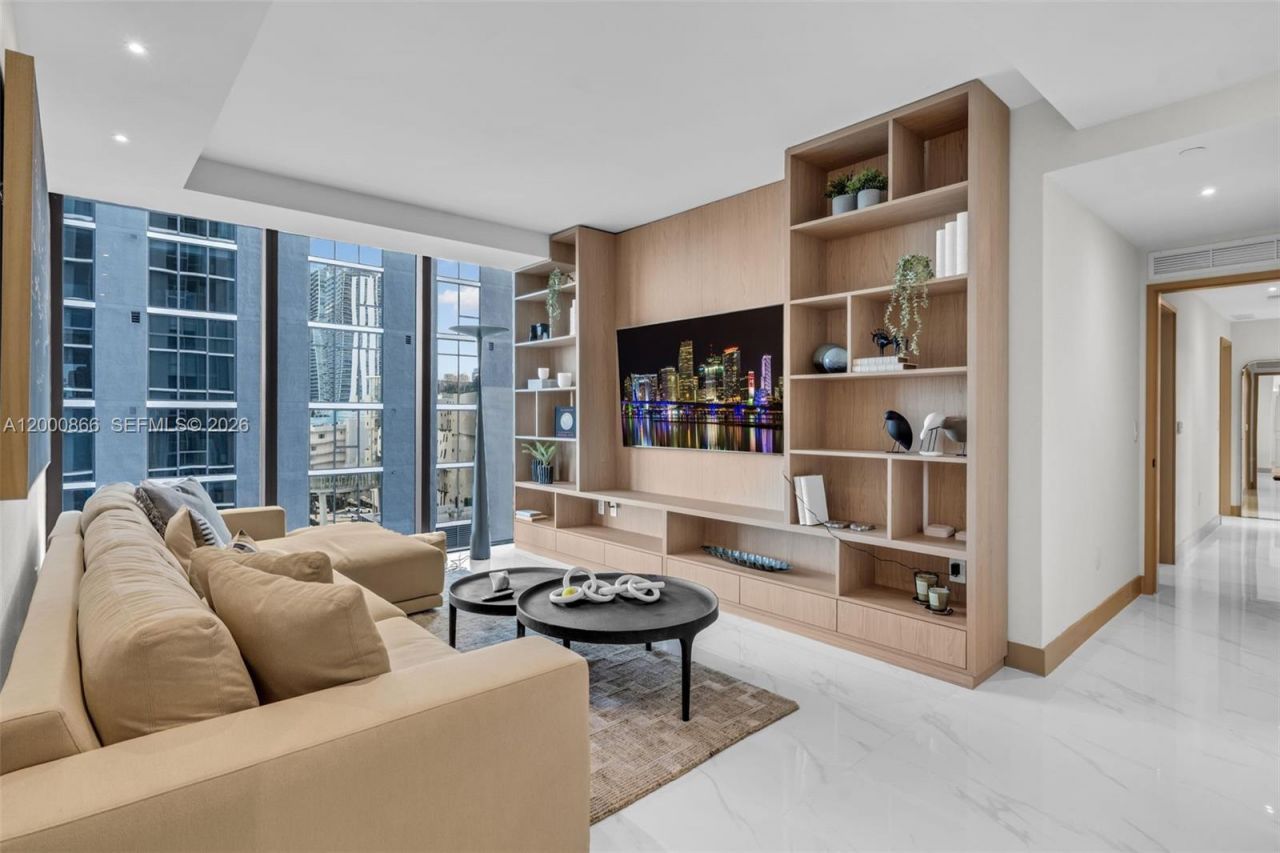 711 NE 23rd Ter, Unit 607, Miami, FL 33137 Photo