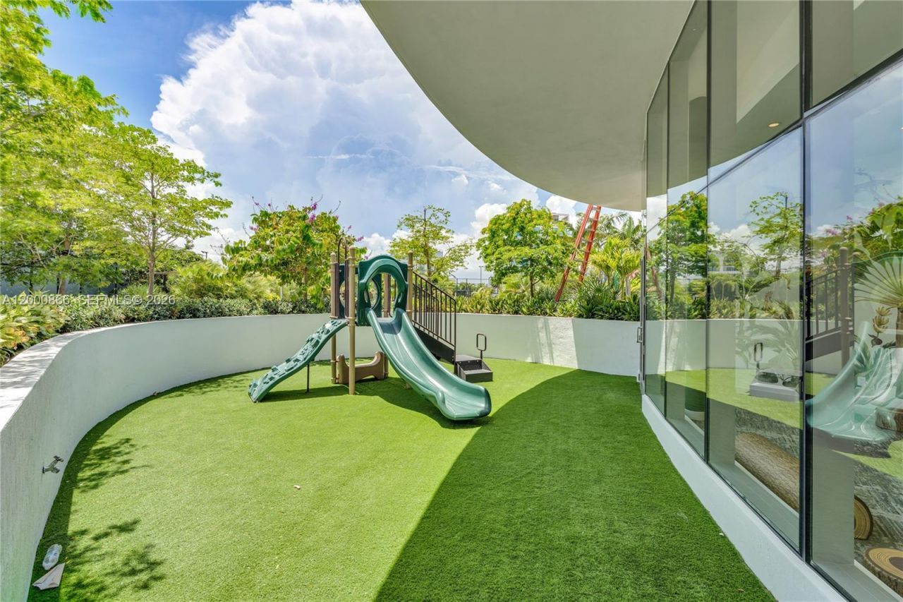711 NE 23rd Ter, Unit 607, Miami, FL 33137 Photo