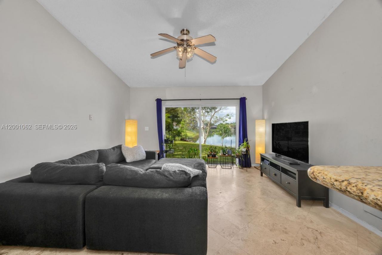 3110 SE 4th Pl, Homestead, FL 33033 Photo