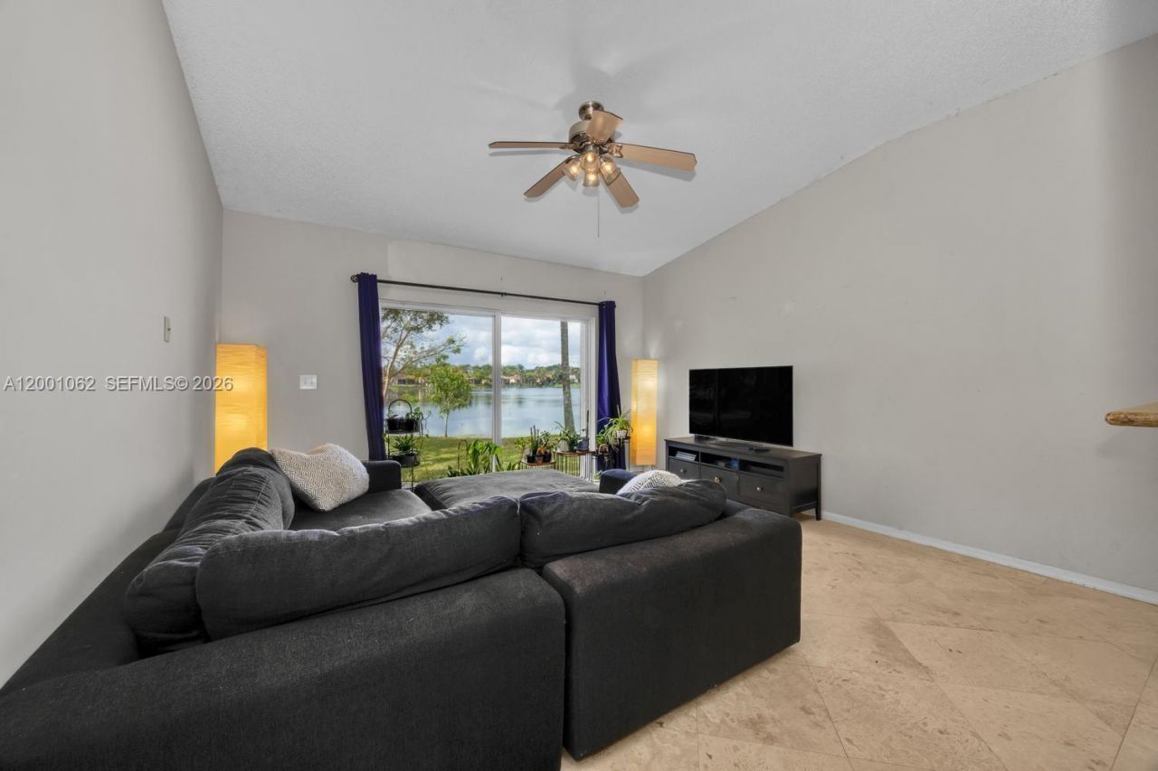 3110 SE 4th Pl, Homestead, FL 33033 Photo