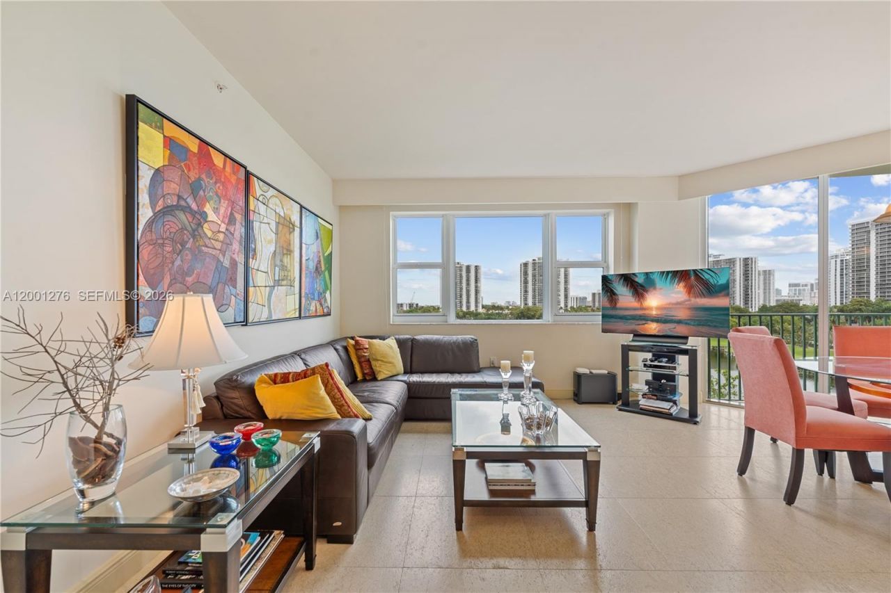 20000 E Country Club Dr, Unit 610, Aventura, FL 33180 Photo