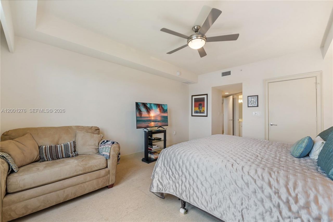 20000 E Country Club Dr, Unit 610, Aventura, FL 33180 Photo