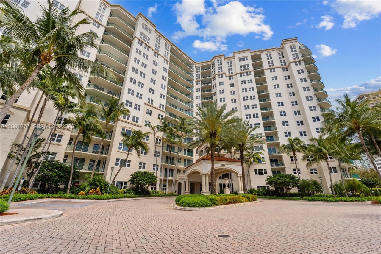 20000 E Country Club Dr, Unit 610, Aventura, FL 33180 Photo