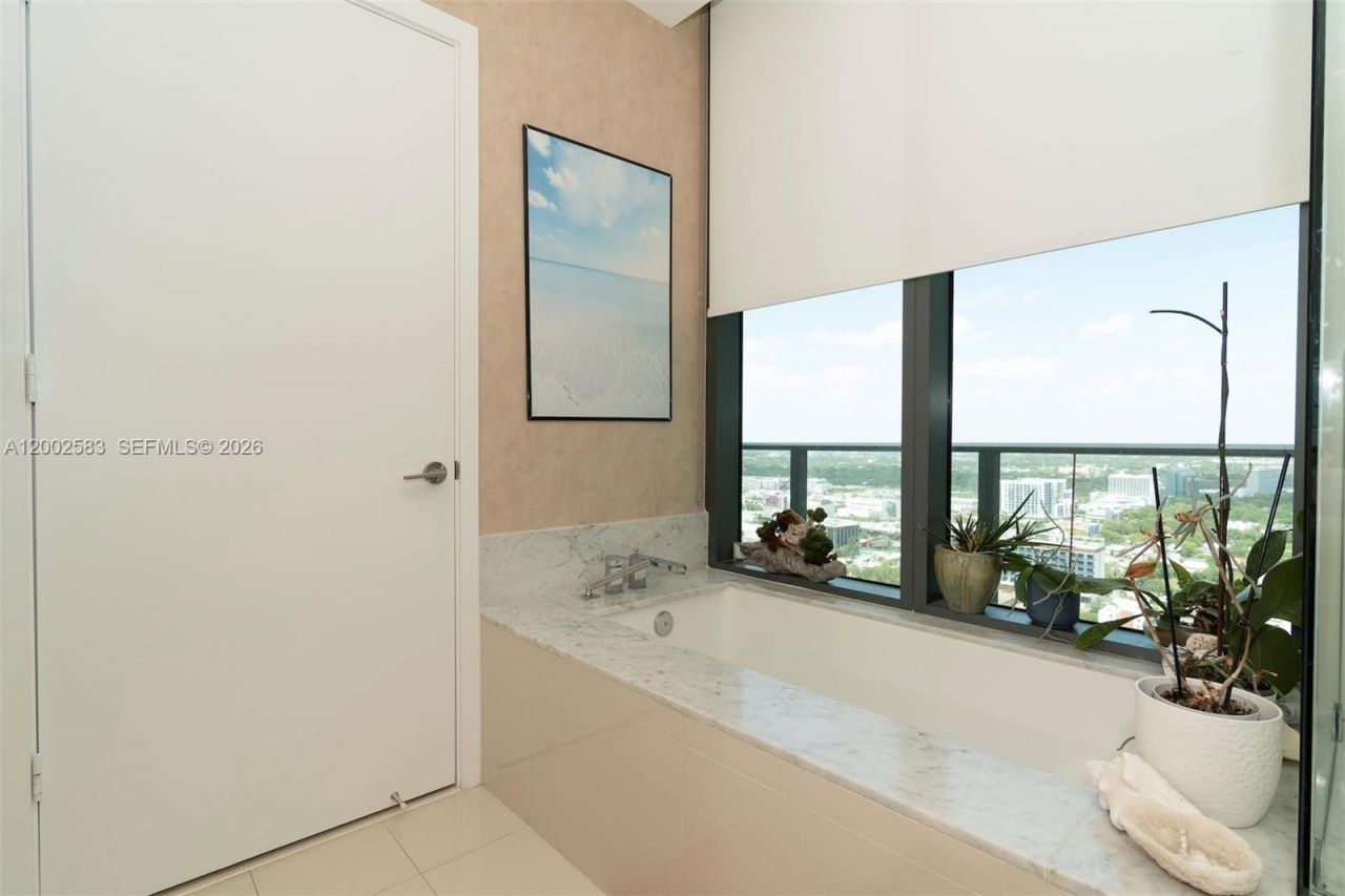 480 NE 31st St, Unit 3007, Miami, FL 33137 Photo