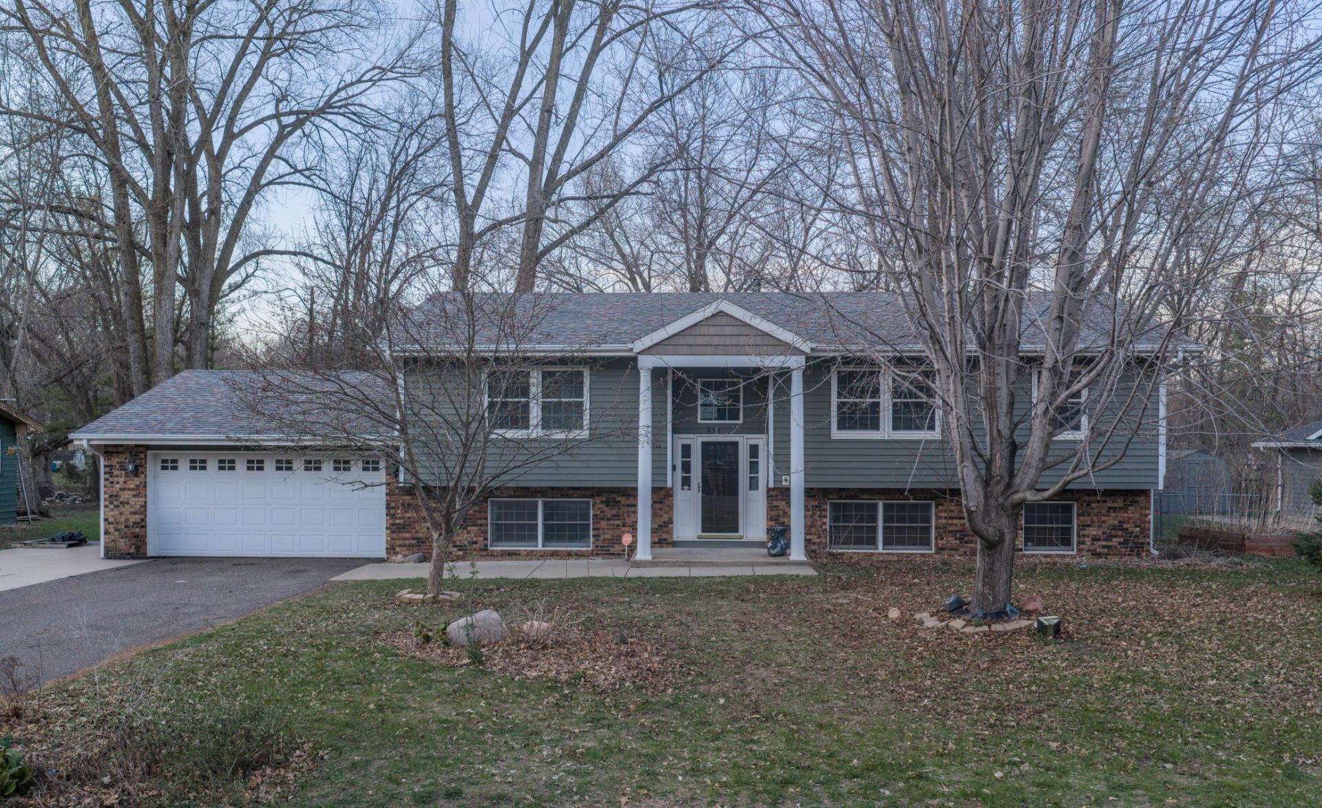 919 Forest Drive, Saint Cloud, MN 56303