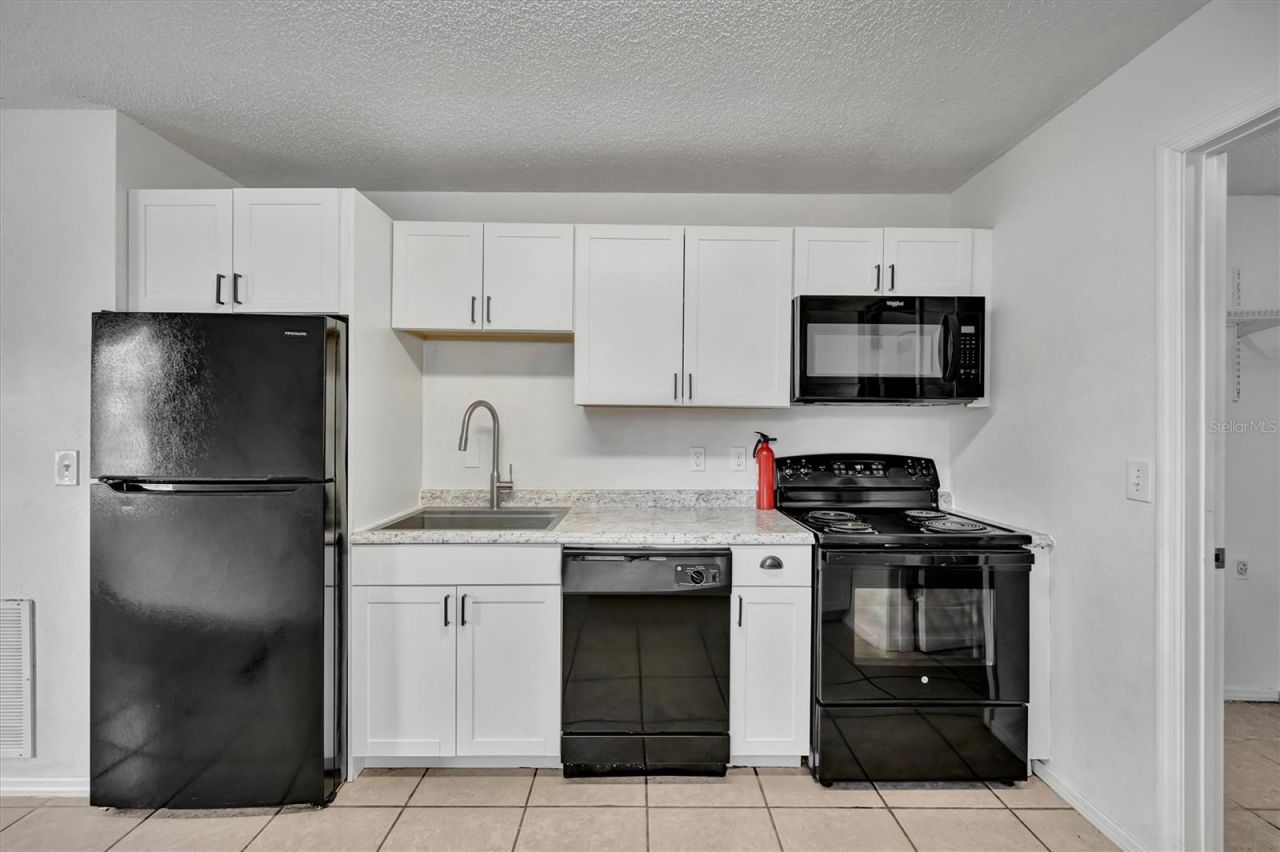 416 40th Street E, Palmetto, FL 34221 Photo