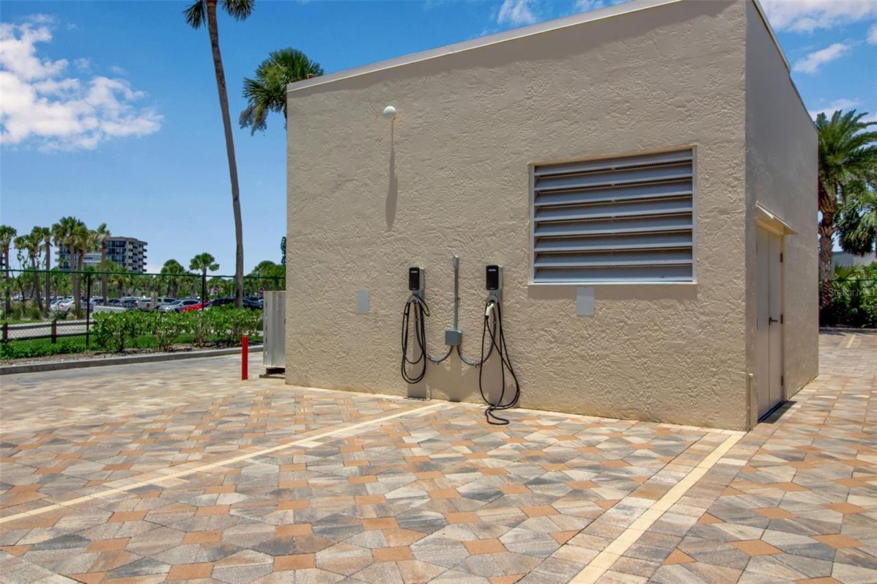 5740 Midnight Pass Road, Unit 403, Sarasota, FL 34242 Photo