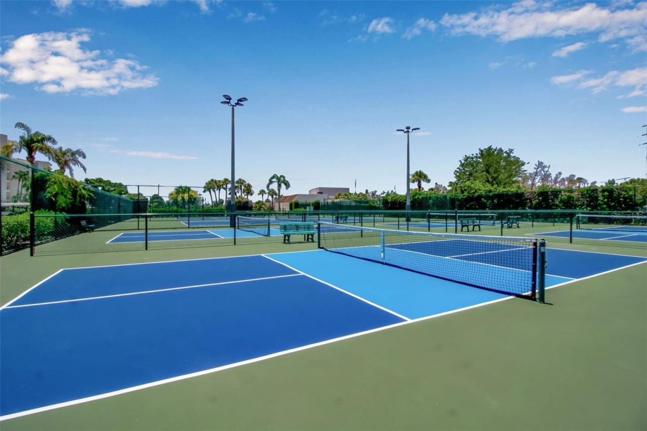 5740 Midnight Pass Road, Unit 403, Sarasota, FL 34242 Photo