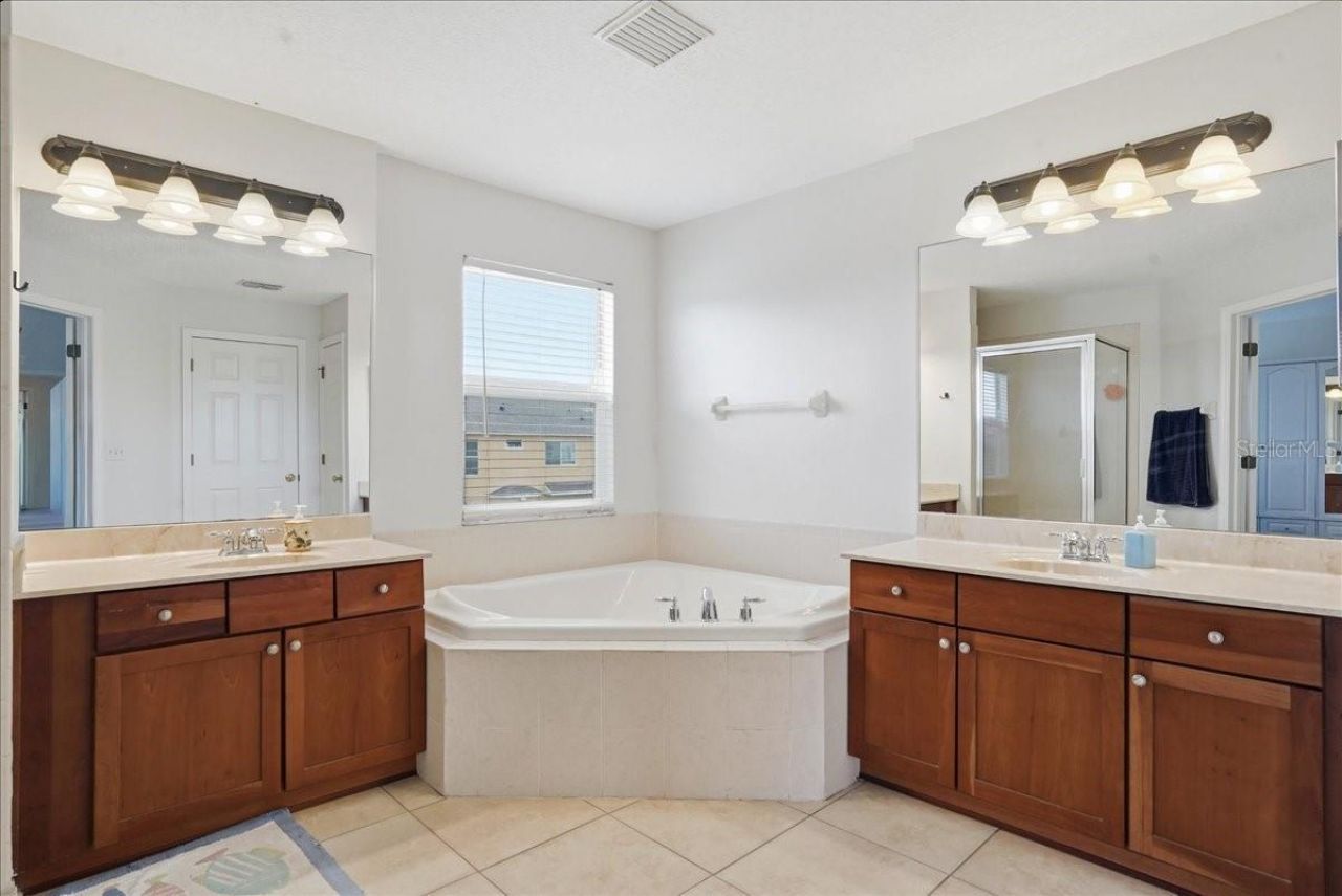 7860 Atwood Drive, Wesley Chapel, FL 33545 Photo