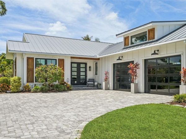 2204 89TH STREET NW, BRADENTON, FL 34209